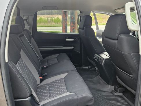 Used 2018 Toyota Tundra SR5 image 14