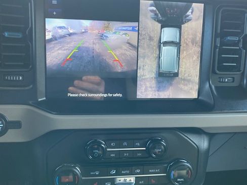 Used 2021 Ford Bronco Wildtrak image 9