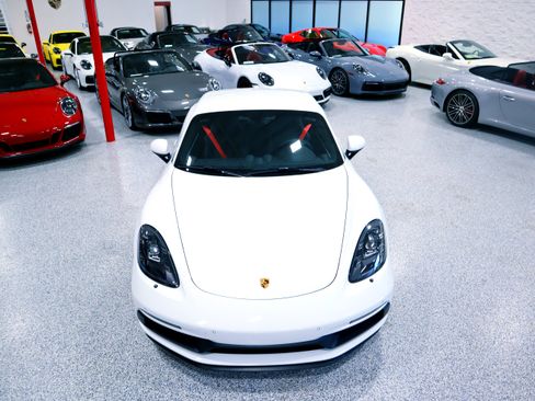 Used 2024 Porsche 718 Cayman GTS image 18