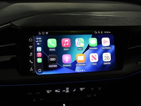 Used 2024 Audi Q4 e-tron Premium Plus image 19