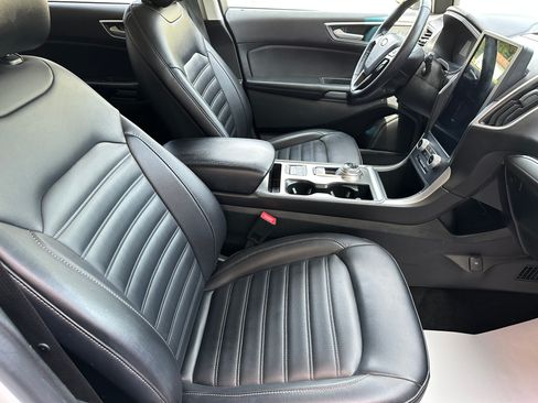 Used 2022 Ford Edge AWD image 12