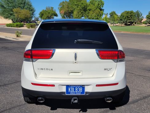 Used 2013 Lincoln MKX image 7