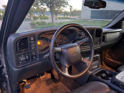 Used 2002 Chevrolet Silverado 1500 4x4 Extended Cab LT w/ Z71 image 34