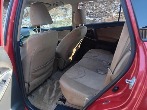 Used 2010 Toyota RAV4 LE image 11