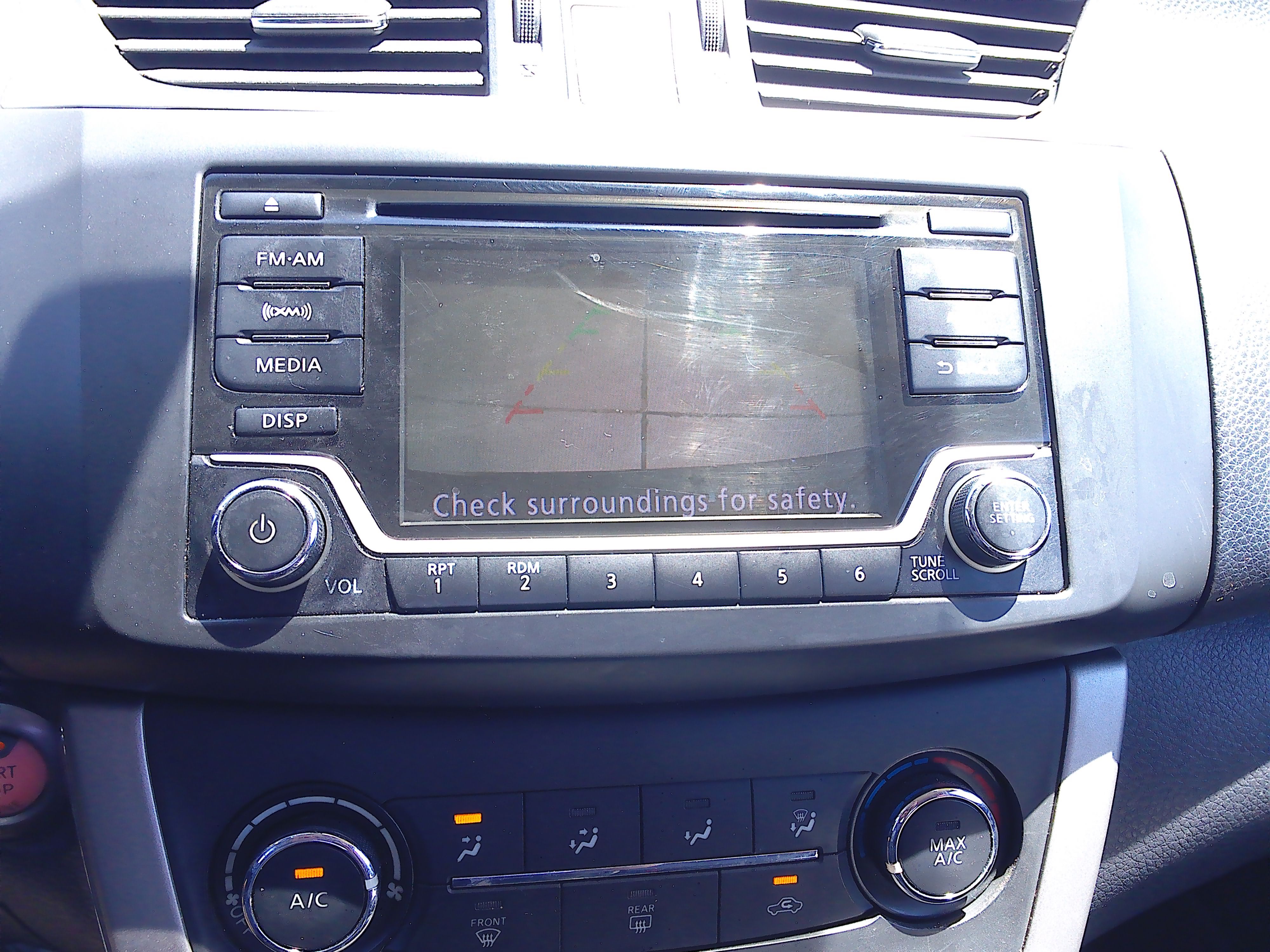 Used 2015 Nissan Sentra SV FWD image 16
