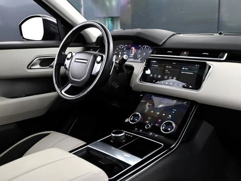 Used 2018 Land Rover Range Rover Velar R-Dynamic SE image 51