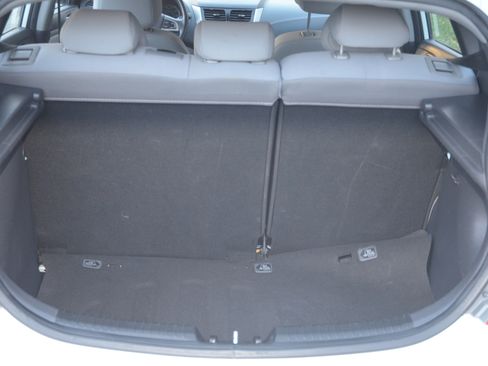 Used 2014 Hyundai Accent SE image 19