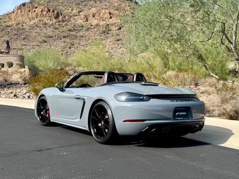 Used 2023 Porsche 718 Boxster GTS RWD image 26