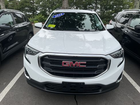 Used 2018 GMC Terrain AWD SLE image 2