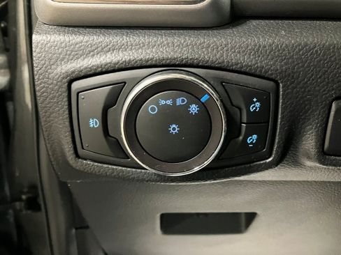 Used 2019 Ford Ranger XLT image 16