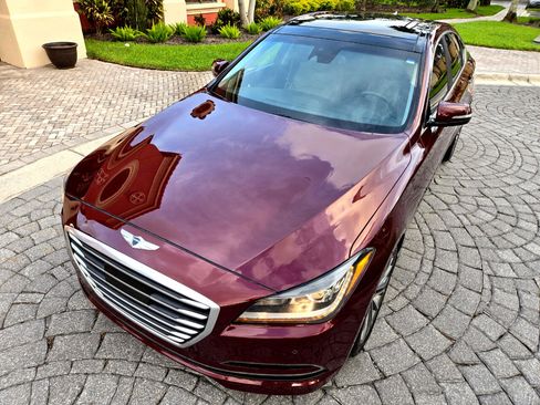 Used 2015 Hyundai Genesis 3.8 image 10