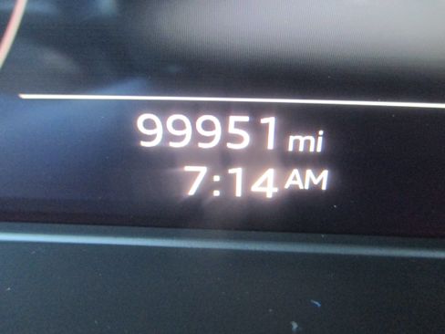 Used 2021 Audi A4 2.0T Premium Plus image 3