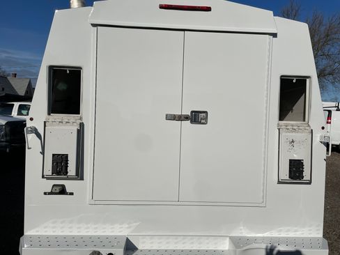 Used 2012 Ford F350 image 7