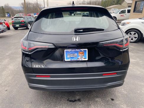 Used 2023 Honda HR-V LX image 5