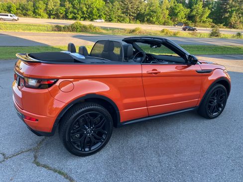 Used 2018 Land Rover Range Rover Evoque HSE Dynamic image 6