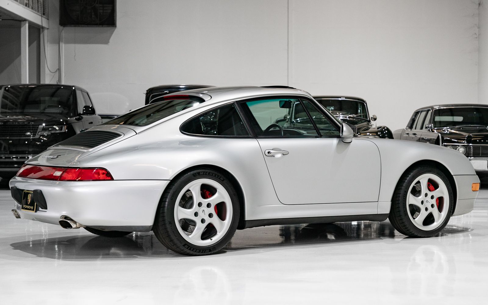 Used 1997 Porsche 911 Carrera 4S AWD/4WD image 5