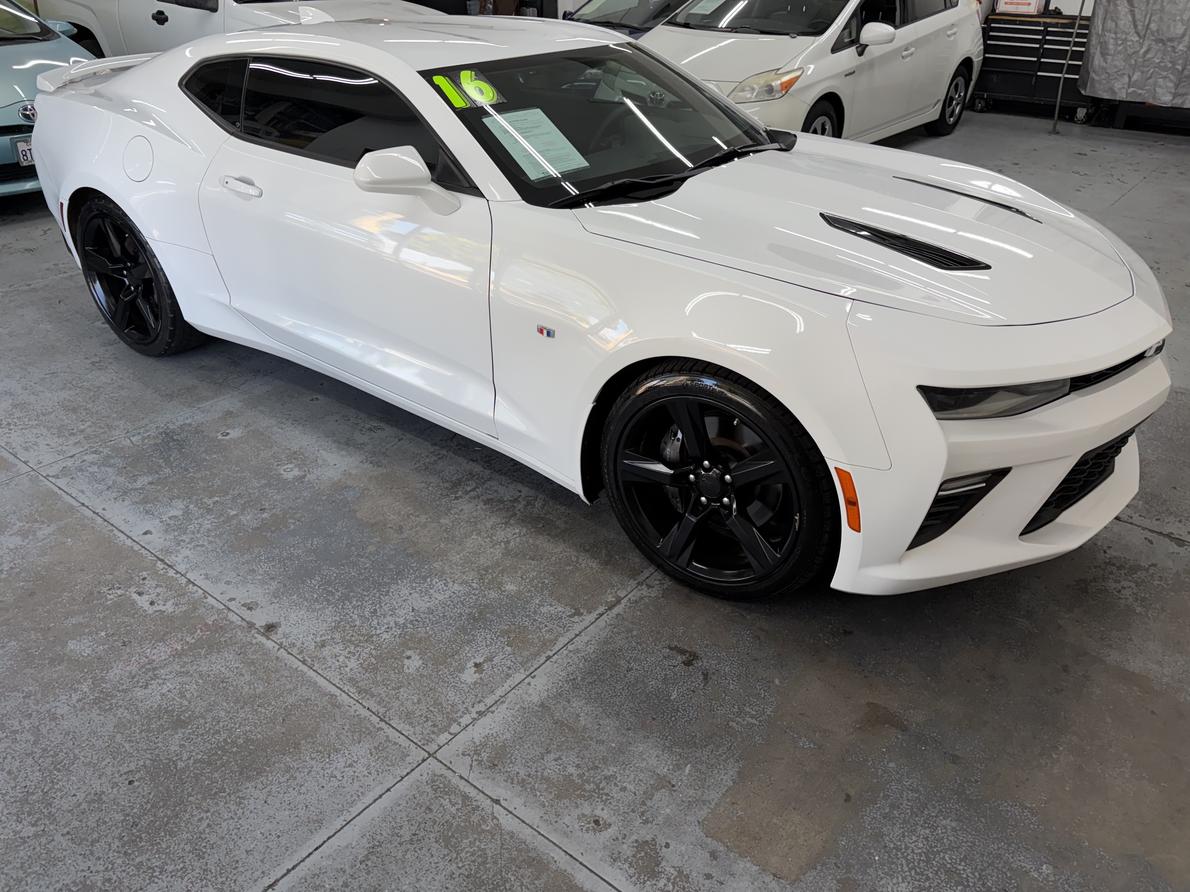 Used 2016 Chevrolet Camaro SS Coupe RWD image 9