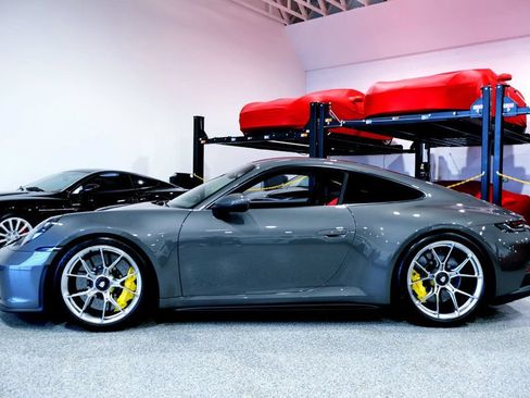 Used 2023 Porsche 911 GT3 Touring RWD image 3