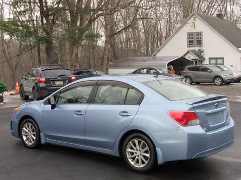 Used 2012 Subaru Impreza 2.0i Premium image 6