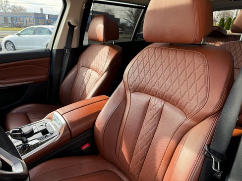 Used 2020 BMW X7 xDrive40i image 11