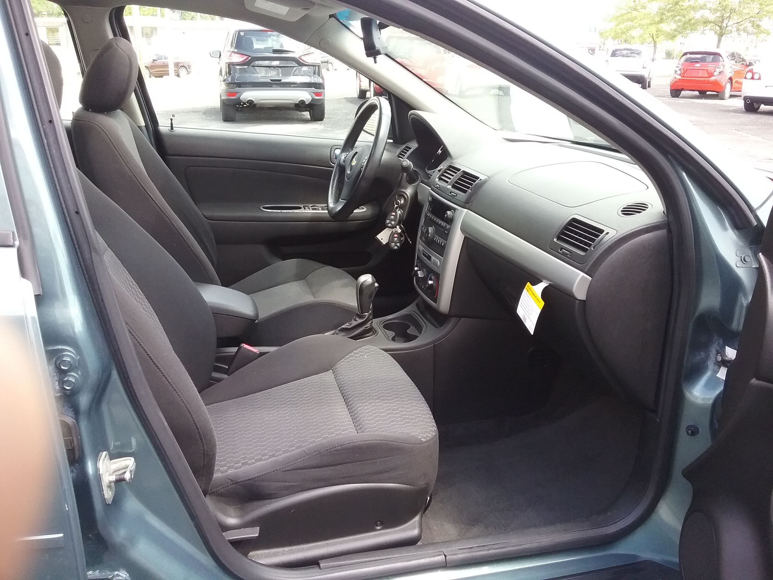 Used 2010 Chevrolet Cobalt LT Sedan w/ 1LT FWD image 8