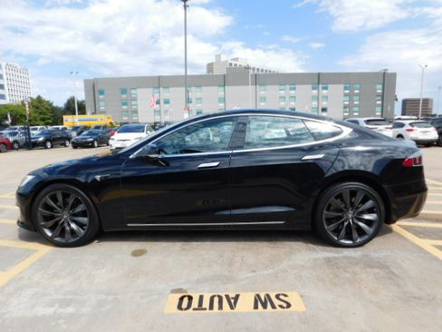 Used 2018 Tesla Model S 75D image 5