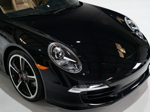 Used 2015 Porsche 911 Targa 4S image 45