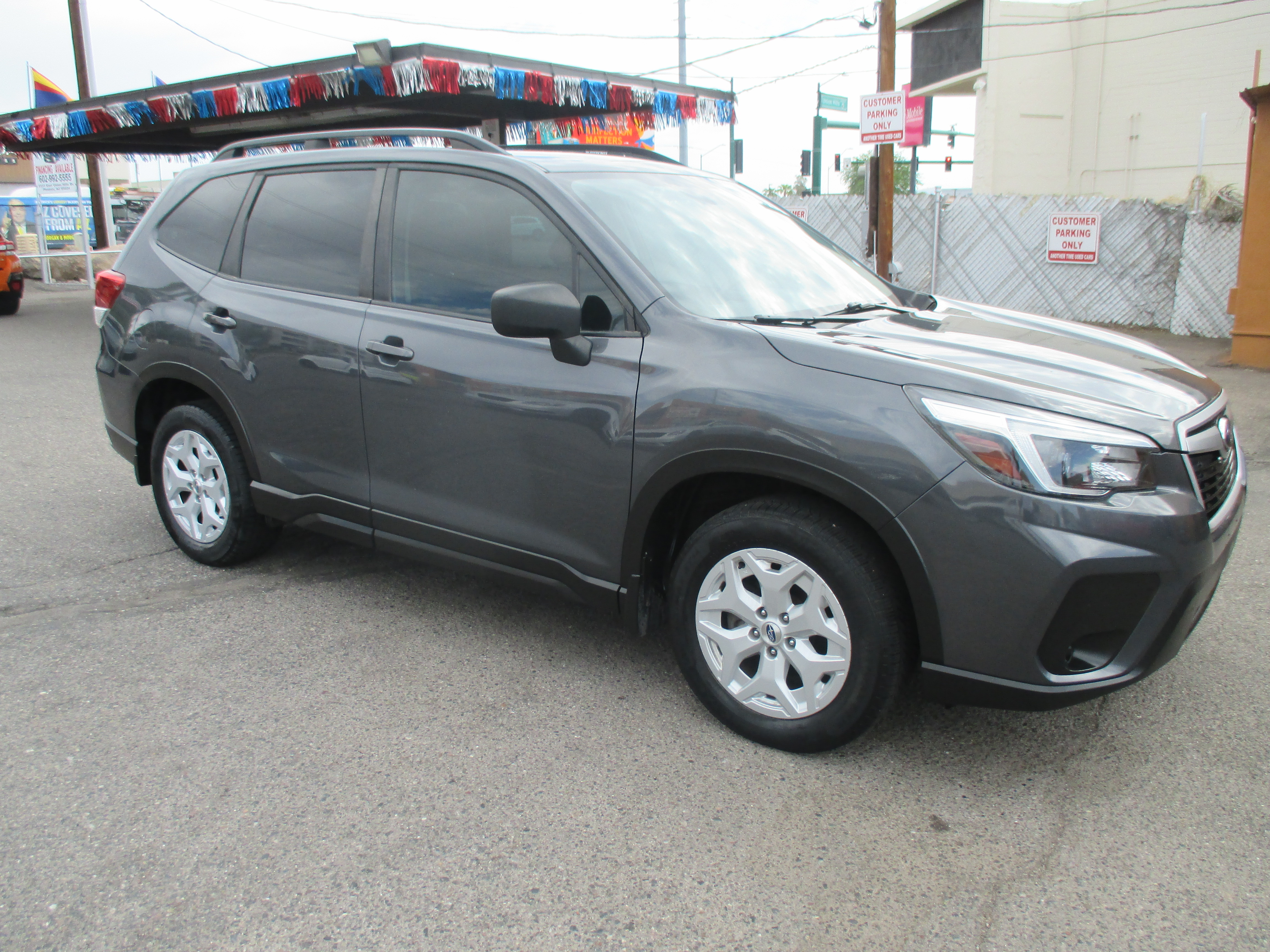 Used 2021 Subaru Forester 2.5i Premium Sport Utility 4D AWD/4WD image 12