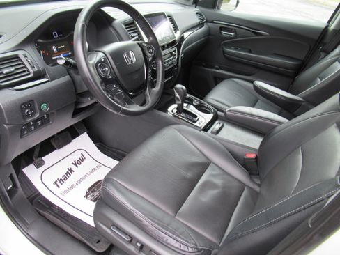 Used 2017 Honda Ridgeline RTL-E image 10