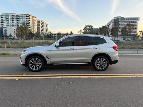 Used 2019 BMW X3 sDrive30i image 2