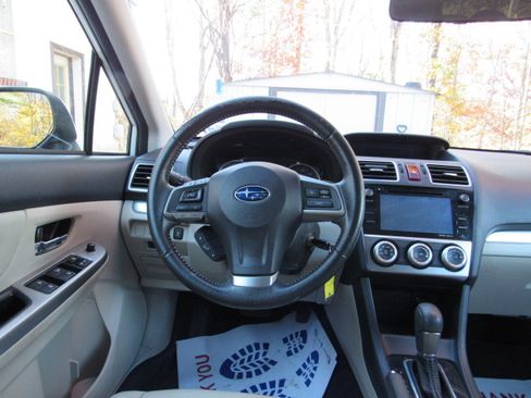 Used 2015 Subaru XV Crosstrek 2.0i Limited image 25