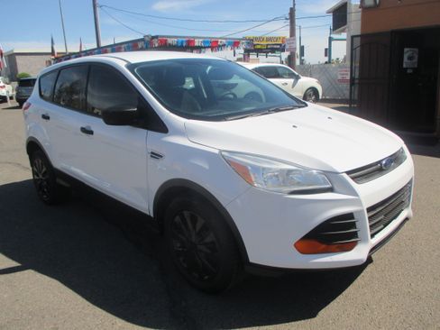 Used 2014 Ford Escape SE image 12