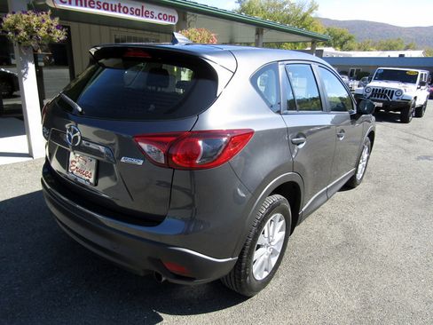 Used 2016 MAZDA CX-5 Sport image 3