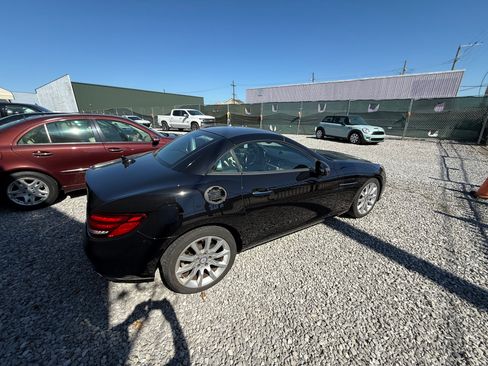 Used 2017 Mercedes-Benz SLC 300 image 10
