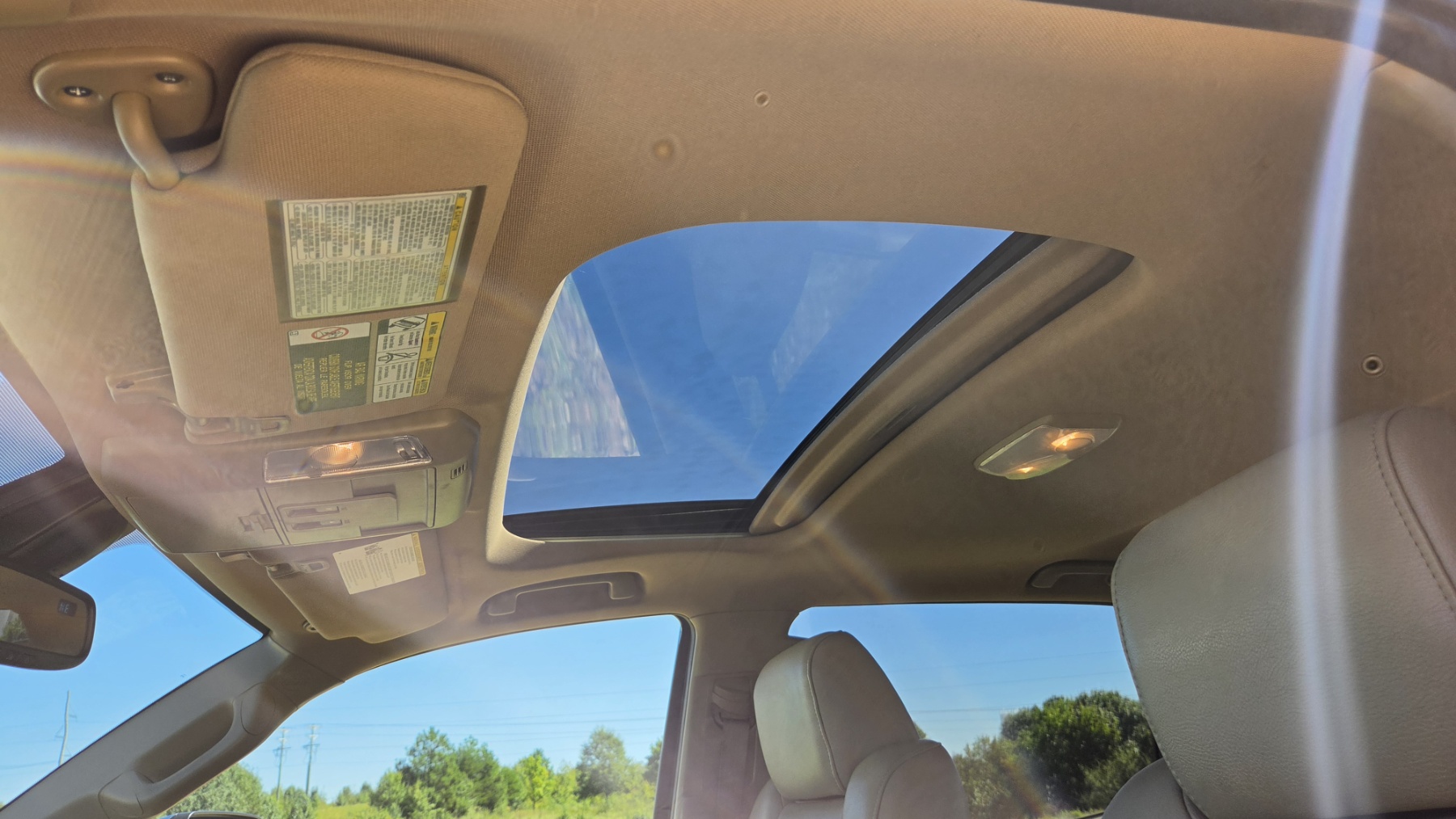 Used 2018 Toyota Tundra 4x4 CrewMax Limited image 12