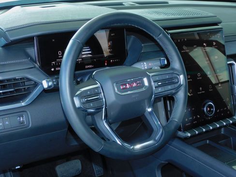 Certified 2025 GMC Acadia Elevation image 16