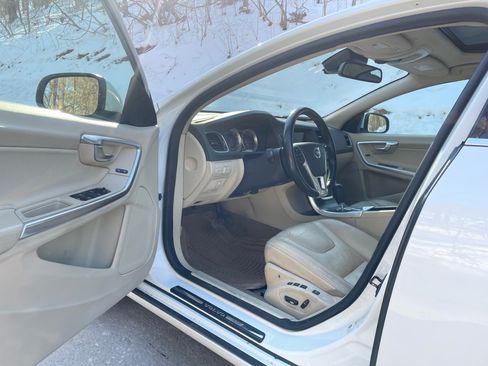 Used 2012 Volvo S60 T6 image 4