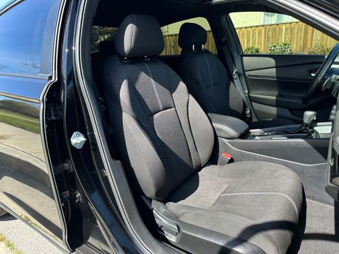 Used 2024 Honda Accord Hybrid Sport image 18