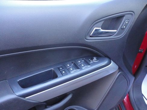 Used 2021 Chevrolet Colorado Z71 image 17