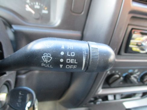 Used 2001 Jeep Cherokee 4WD Sport 4-Door image 39