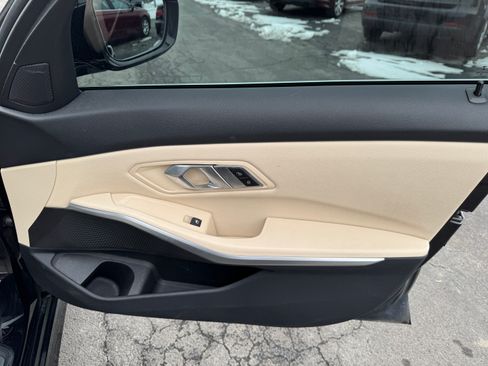 Used 2019 BMW 330i xDrive image 14