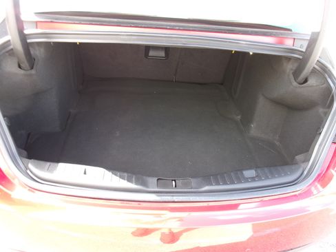 Used 2015 Lincoln MKZ image 6