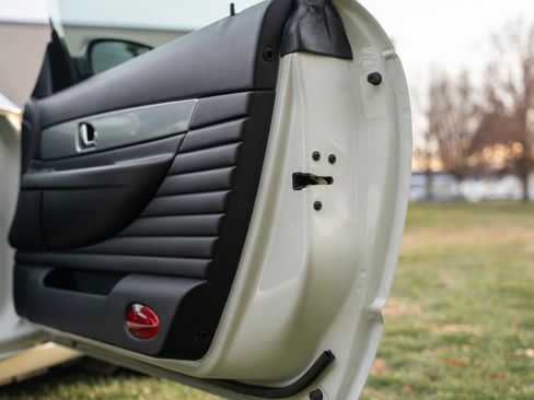 Used 2003 Ford Thunderbird image 65