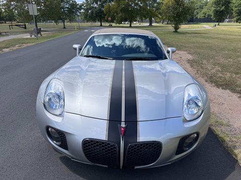 Used 2008 Pontiac Solstice GXP image 15