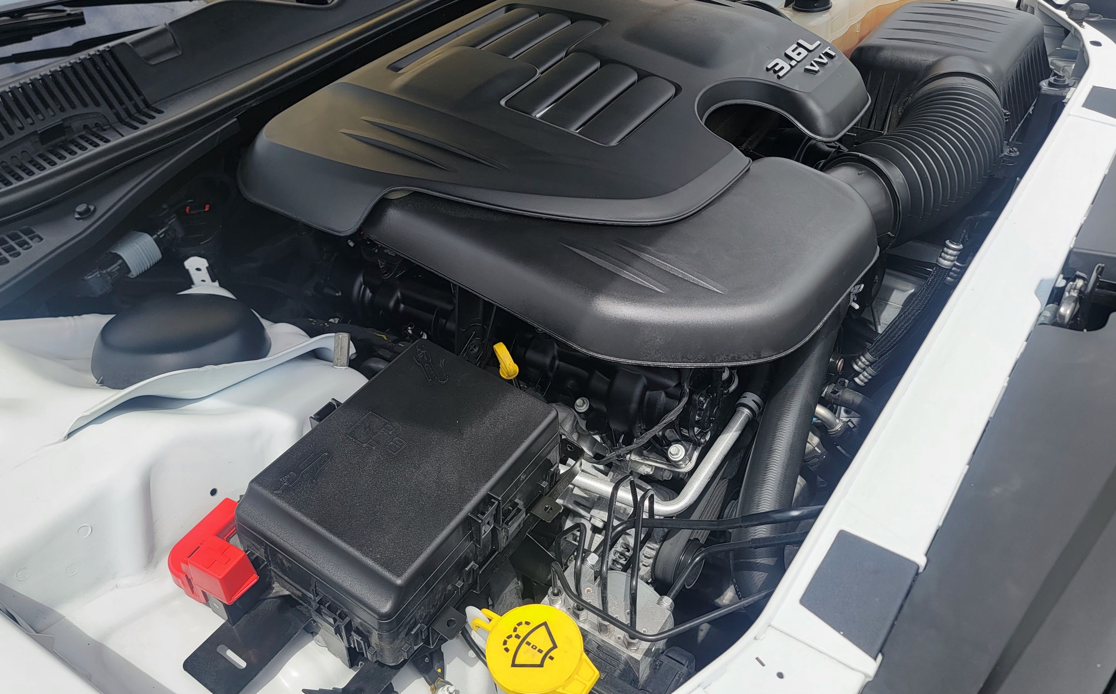 Used 2019 Dodge Challenger SXT RWD image 13
