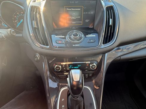 Used 2013 Ford Escape Titanium image 18