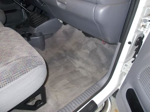 Used 1998 Dodge Ram 2500 Truck AWD/4WD image 42