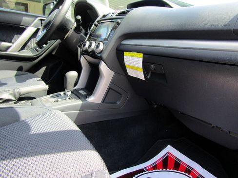 Used 2018 Subaru Forester 2.5i Premium image 25