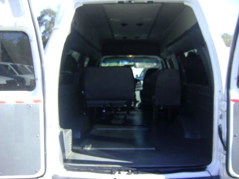Used 2007 Ford E-250 and Econoline 250 Extended RWD image 19