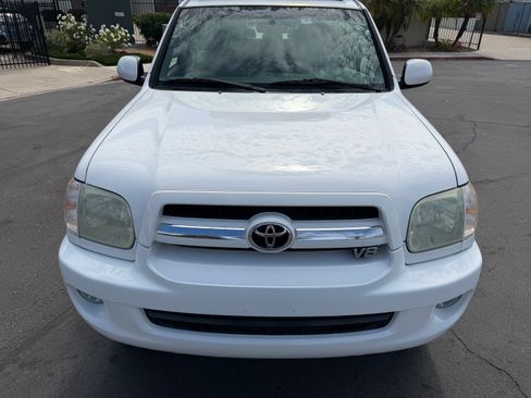 Used 2006 Toyota Sequoia 4WD Limited image 11